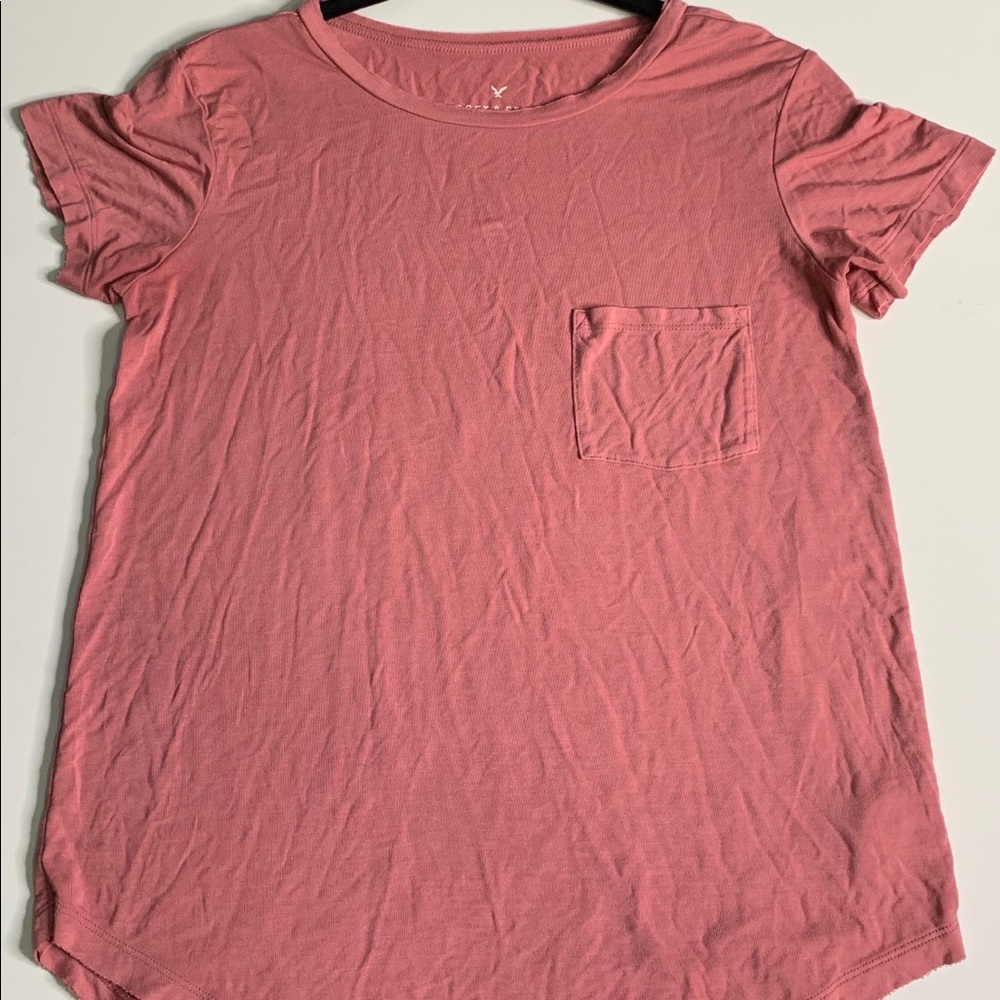 Pink t-shirt